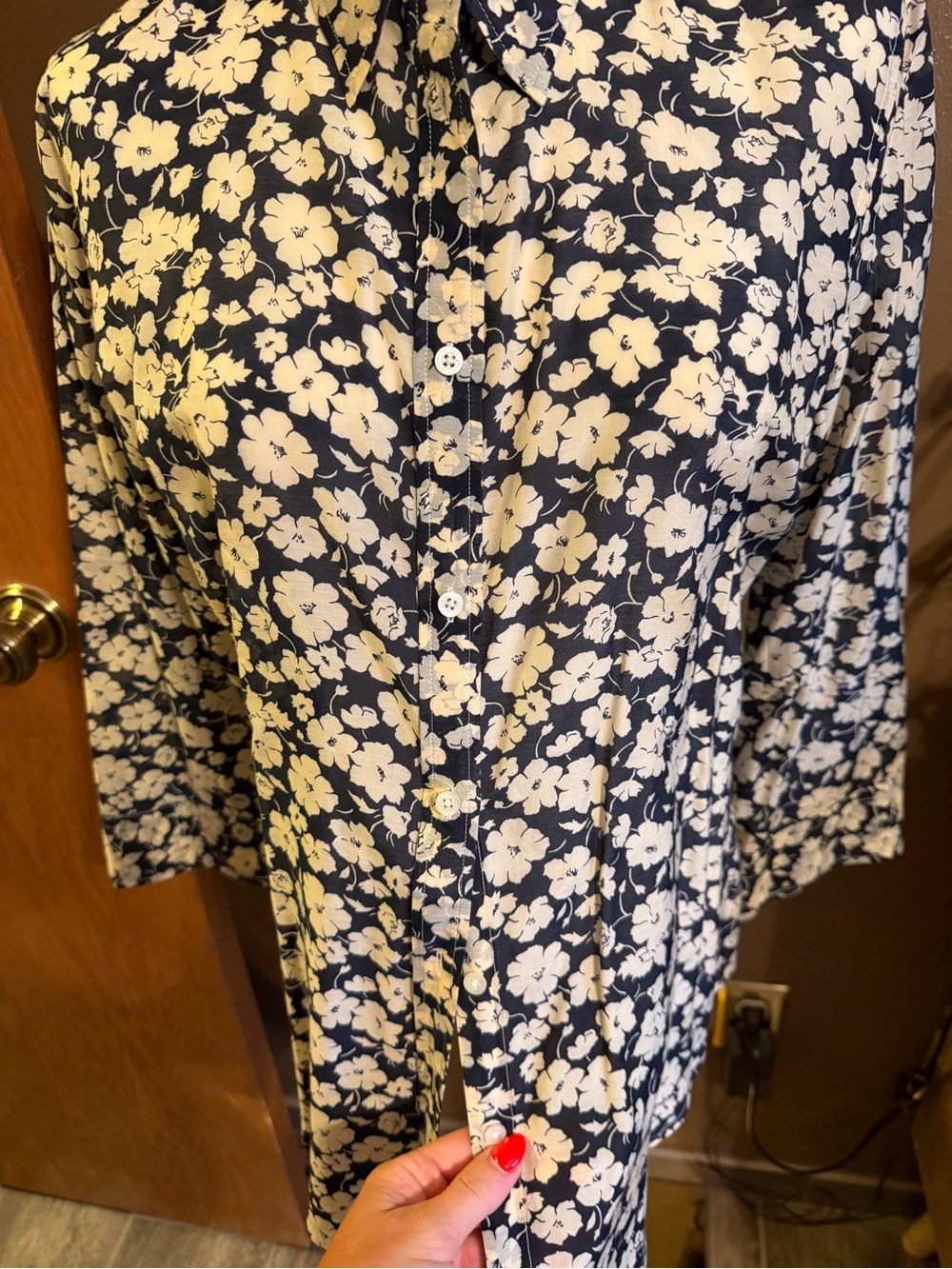 Ralph Lauren Navy Floral Button-Down Shirt with White Blossoms - Picture 3 of 6